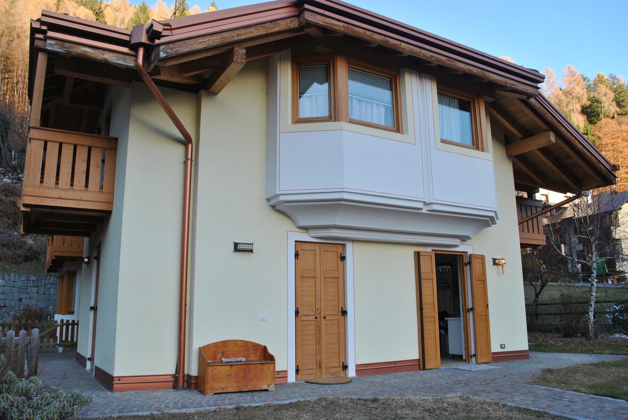 Villetta Con Giardino E Panorama Carisolo Exterior photo